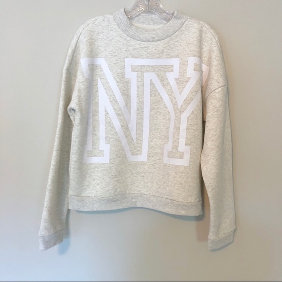 Aeropostale Tops - Aeropostale NY New York Crew Sweatshirt Gray NWT Aeropostale Tops - Aeropostale NY New York Crew Sweatshirt Gray NWT
